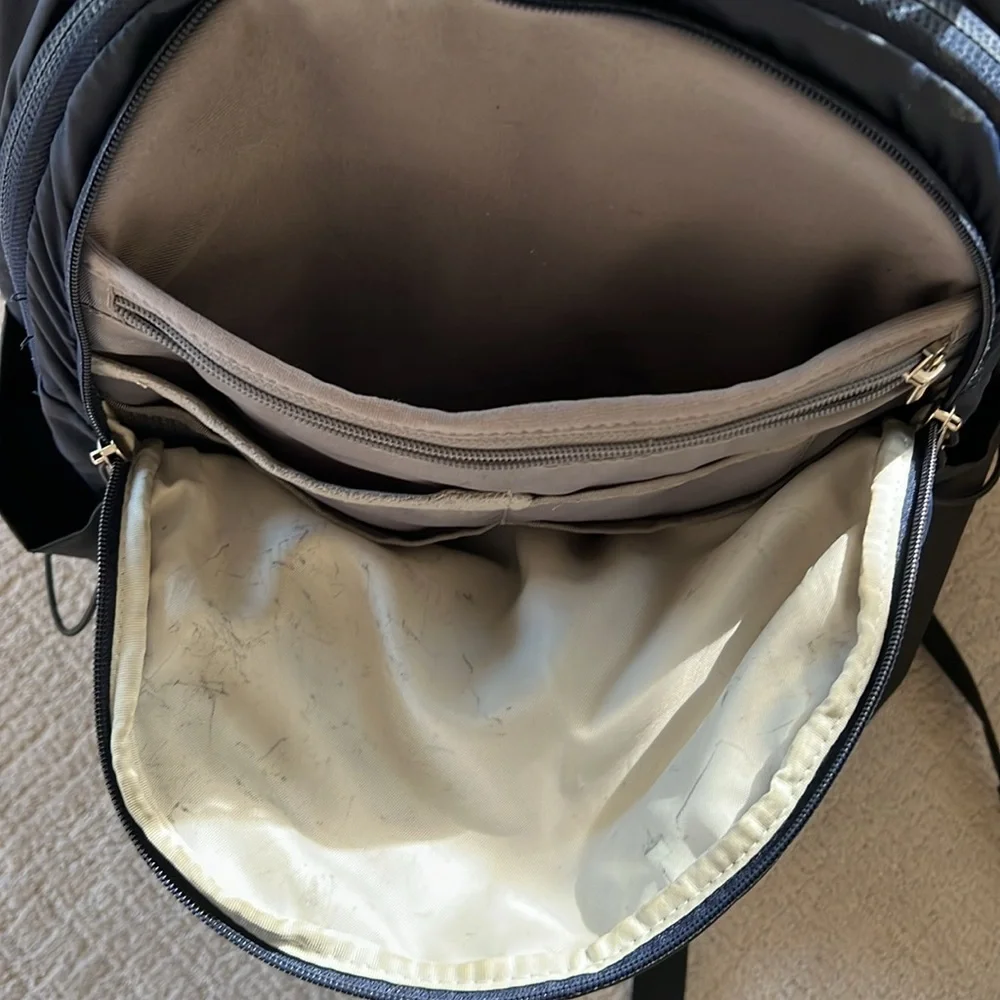 The North Face Navy Men’s Borealis Packpack - Picture 11 of 12